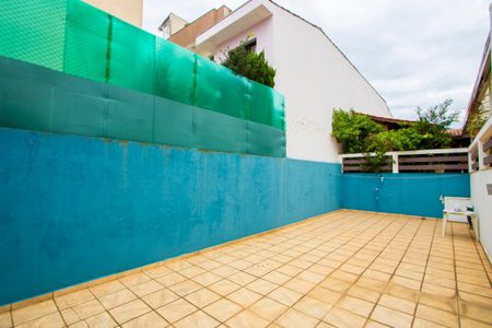 Casa à venda com 400m², 3 quartos e 5 vagas Casa à venda com 400m², 3 quartos e 5 vagasQuintal