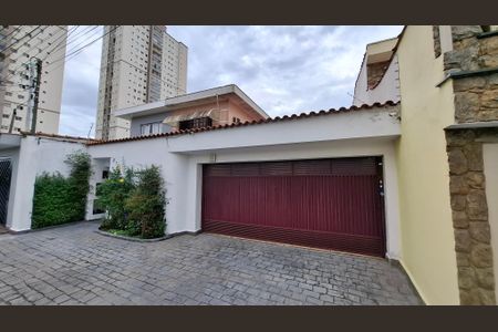 Casa à venda com 400m², 3 quartos e 5 vagasFachada