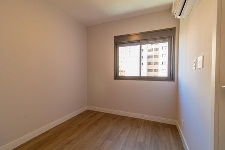 Foto 17 de apartamento para alugar com 3 quartos, 136m² em Jardim das Acacias, São Paulo