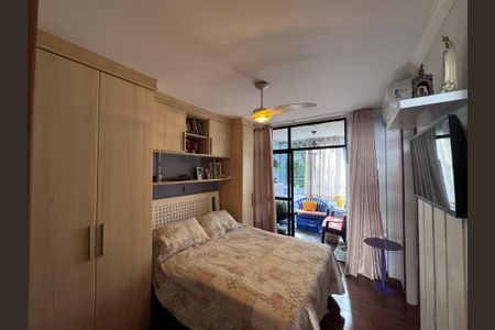 Apartamento à venda com 112m², 2 quartos e 2 vagas Apartamento à venda com 112m², 2 quartos e 2 vagasSuíte