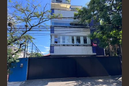 Apartamento à venda com 112m², 2 quartos e 2 vagas Apartamento à venda com 112m², 2 quartos e 2 vagasPlaquinha Quinto Andar