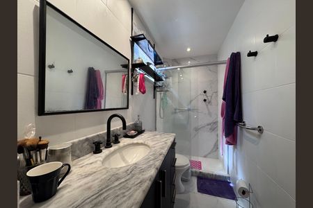 Apartamento à venda com 112m², 2 quartos e 2 vagas Apartamento à venda com 112m², 2 quartos e 2 vagasSuíte - Banheiro