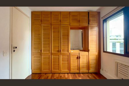 Apartamento para alugar com 60m², 2 quartos e 2 vagas Apartamento para alugar com 60m², 2 quartos e 2 vagasQuarto 1