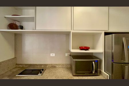 Apartamento para alugar com 60m², 2 quartos e 2 vagas Apartamento para alugar com 60m², 2 quartos e 2 vagasCozinha