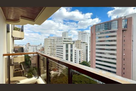 Apartamento para alugar com 60m², 2 quartos e 2 vagas Apartamento para alugar com 60m², 2 quartos e 2 vagasVaranda
