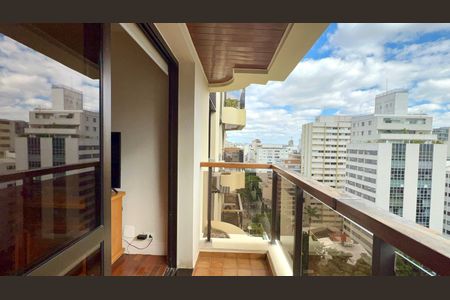 Apartamento para alugar com 60m², 2 quartos e 2 vagas Apartamento para alugar com 60m², 2 quartos e 2 vagasVaranda