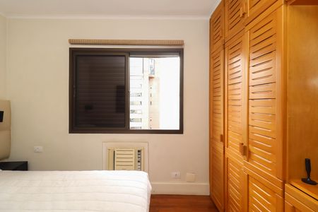 Quarto 1 de apartamento para alugar com 2 quartos, 60m² em Cerqueira César, São Paulo