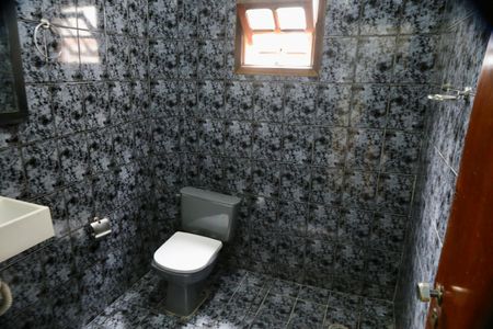 Casa para alugar com 200m², 3 quartos e 3 vagasBanheiro 