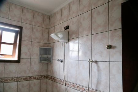 Casa para alugar com 200m², 3 quartos e 3 vagasBanheiro 