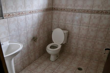 Casa para alugar com 200m², 3 quartos e 3 vagasBanheiro 