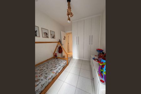Apartamento à venda com 79m², 2 quartos e 1 vagaQuarto 2