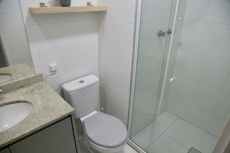 Banheiro de apartamento à venda com 1 quarto, 28m² em Brooklin, São Paulo