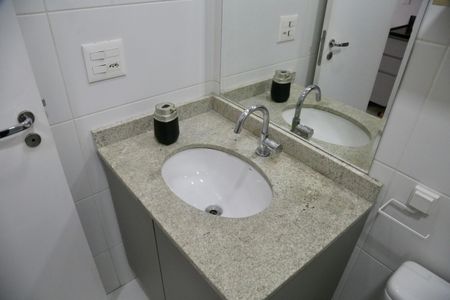 Apartamento à venda com 28m², 1 quarto e sem vagaBanheiro