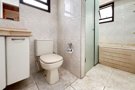 Apartamento para alugar com 106m², 3 quartos e 2 vagasBanheiro da Suíte