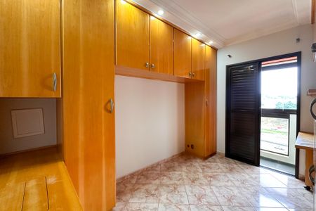 Apartamento para alugar com 106m², 3 quartos e 2 vagasQuarto