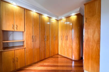 Apartamento para alugar com 106m², 3 quartos e 2 vagasQuarto 2