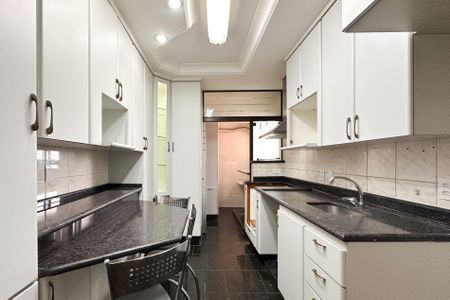 Apartamento para alugar com 106m², 3 quartos e 2 vagasCozinha