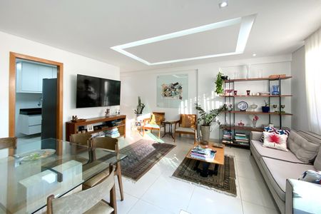 Apartamento à venda com 96m², 3 quartos e 2 vagas Apartamento à venda com 96m², 3 quartos e 2 vagasSala