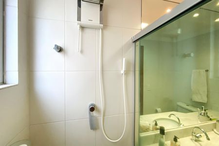 Apartamento à venda com 96m², 3 quartos e 2 vagas Apartamento à venda com 96m², 3 quartos e 2 vagasBanheiro da Suíte 1