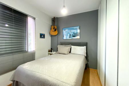 Apartamento à venda com 96m², 3 quartos e 2 vagas Apartamento à venda com 96m², 3 quartos e 2 vagasQuarto 3
