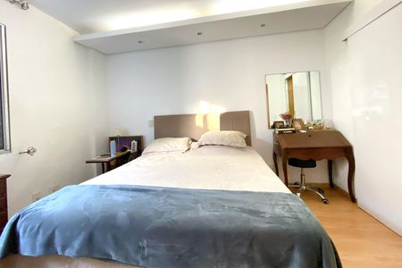 Apartamento à venda com 96m², 3 quartos e 2 vagas Apartamento à venda com 96m², 3 quartos e 2 vagasSuite 1