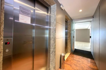 Apartamento à venda com 96m², 3 quartos e 2 vagas Apartamento à venda com 96m², 3 quartos e 2 vagasÁrea comum