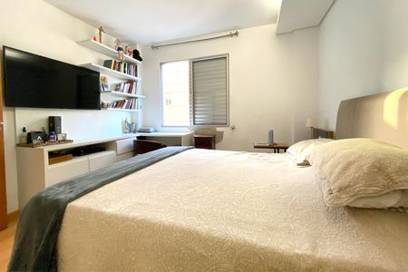 Apartamento à venda com 96m², 3 quartos e 2 vagas Apartamento à venda com 96m², 3 quartos e 2 vagasSuite 1