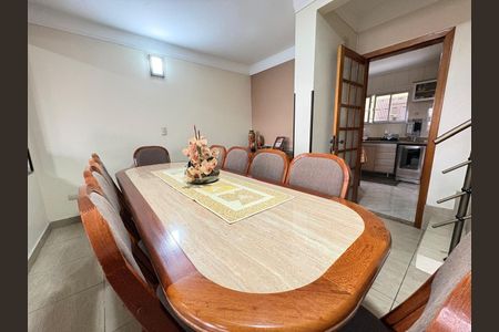 Casa à venda com 3 quartos, 162m² em Jardim Copacabana, São Bernardo do Campo