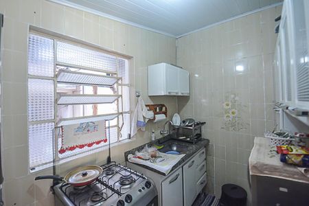 Casa à venda com 195m², 4 quartos e 2 vagas Casa à venda com 195m², 4 quartos e 2 vagasEdícula