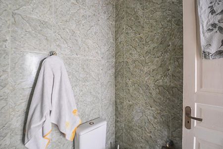 Casa à venda com 195m², 4 quartos e 2 vagas Casa à venda com 195m², 4 quartos e 2 vagasEdícula