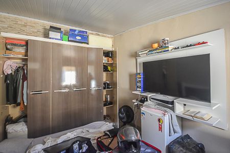 Casa à venda com 195m², 4 quartos e 2 vagas Casa à venda com 195m², 4 quartos e 2 vagasEdícula