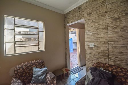 Casa à venda com 195m², 4 quartos e 2 vagas Casa à venda com 195m², 4 quartos e 2 vagasEdícula