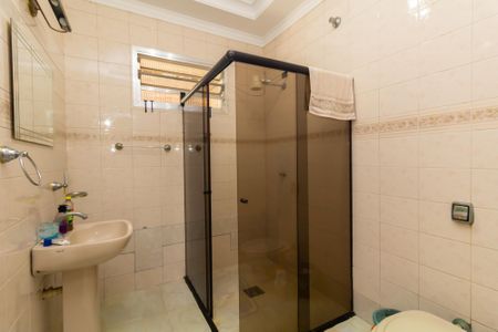 Casa para alugar com 150m², 5 quartos e 2 vagas Casa para alugar com 150m², 5 quartos e 2 vagasBanheiro 5