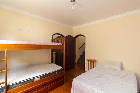 Casa para alugar com 150m², 5 quartos e 2 vagas Casa para alugar com 150m², 5 quartos e 2 vagasSuíte 3