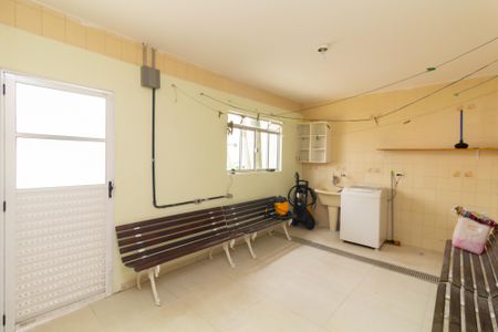 Casa para alugar com 150m², 5 quartos e 2 vagasÁrea de Serviço