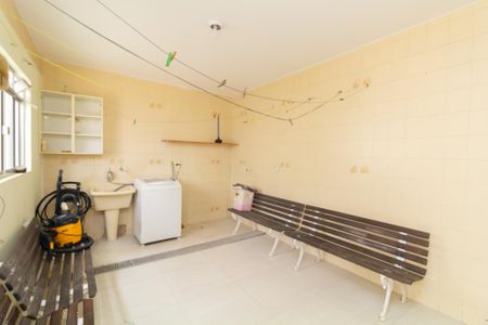 Casa para alugar com 150m², 5 quartos e 2 vagas Casa para alugar com 150m², 5 quartos e 2 vagasÁrea de Serviço