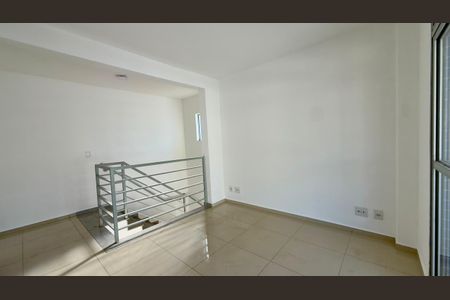 Apartamento à venda com 115m², 2 quartos e 2 vagas Apartamento à venda com 115m², 2 quartos e 2 vagasCobertura
