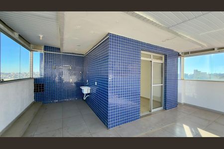 Apartamento à venda com 115m², 2 quartos e 2 vagas Apartamento à venda com 115m², 2 quartos e 2 vagasCobertura