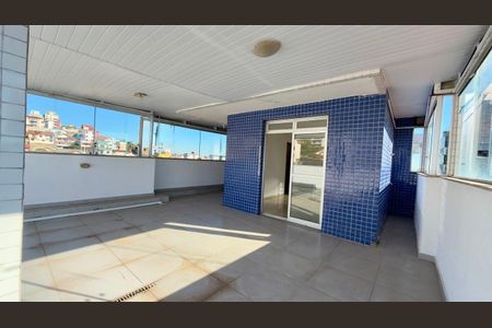 Apartamento à venda com 115m², 2 quartos e 2 vagas Apartamento à venda com 115m², 2 quartos e 2 vagasCobertura