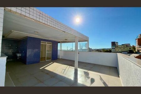 Apartamento à venda com 115m², 2 quartos e 2 vagas Apartamento à venda com 115m², 2 quartos e 2 vagasCobertura