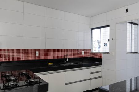 Apartamento à venda com 115m², 3 quartos e 2 vagasCozinha