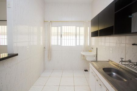 Casa para alugar com 73m², 2 quartos e sem vaga