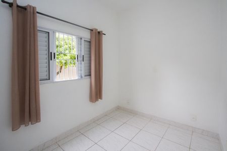 Casa para alugar com 73m², 2 quartos e sem vaga