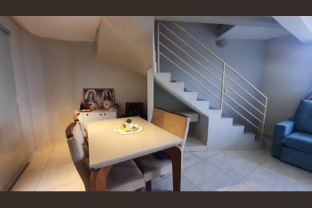 Casa à venda com 2 quartos, 50m² em Canadá, Belo Horizonte