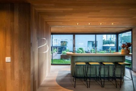 Apartamento à venda com 2 quartos, 140m² em Vila Nova Conceição, São Paulo