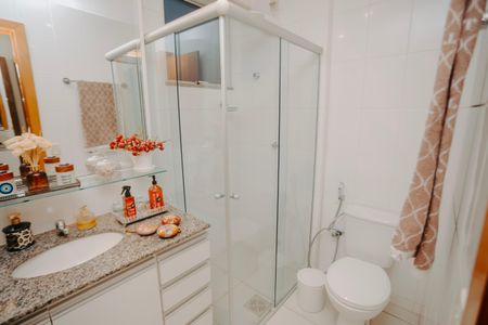 Apartamento à venda com 90m², 3 quartos e 2 vagasBanheiro