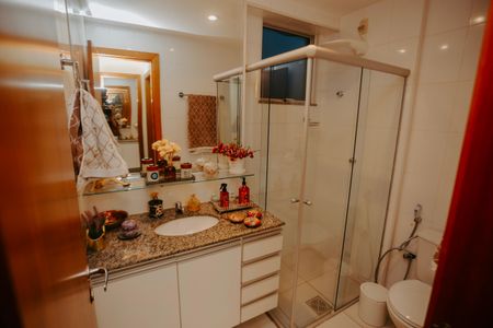 Apartamento à venda com 90m², 3 quartos e 2 vagasBanheiro