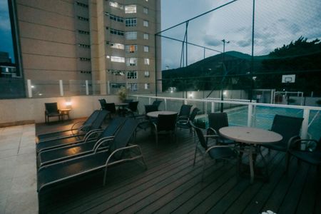 Apartamento à venda com 90m², 3 quartos e 2 vagasArea comum