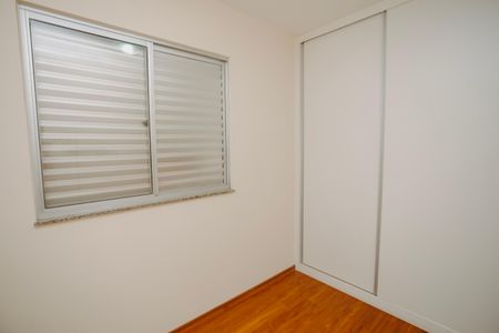Apartamento à venda com 90m², 3 quartos e 2 vagasQuarto 2