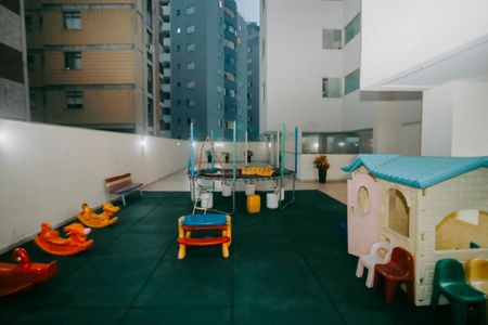 Apartamento à venda com 90m², 3 quartos e 2 vagasArea comum